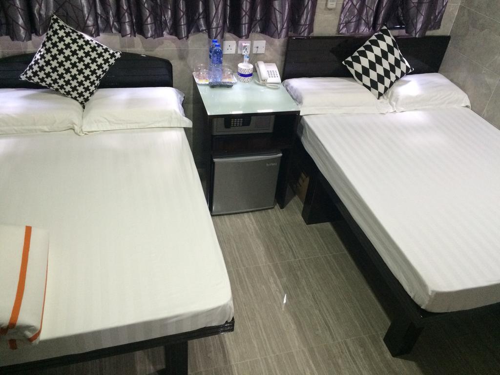 Family Room,140269878:JPEG